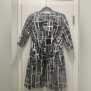 Peter Nygård dress size 4 petite with pockets